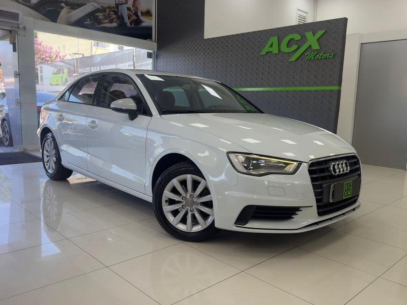 Audi A3 Sportback 1.4 TFSI S-tronic na cor Branco em Curitiba / PR - 813904