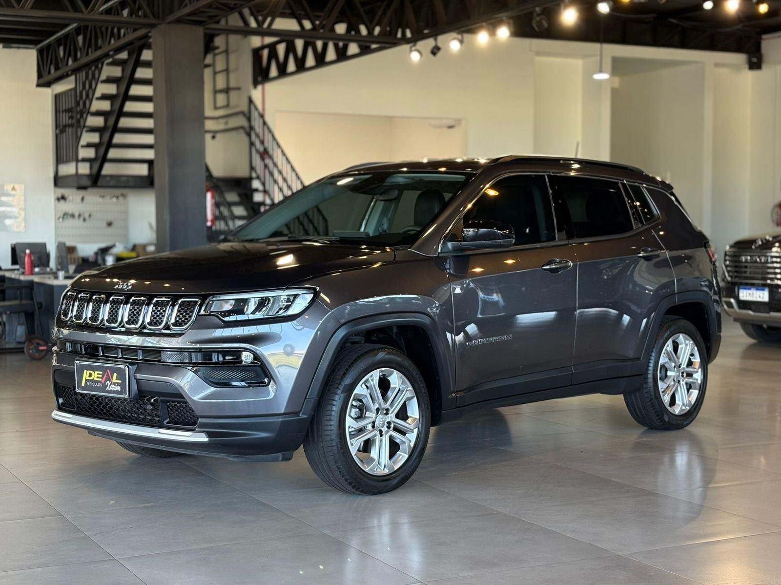 imagem de LONG. T270 1.3 TB 4x2 Flex Aut.