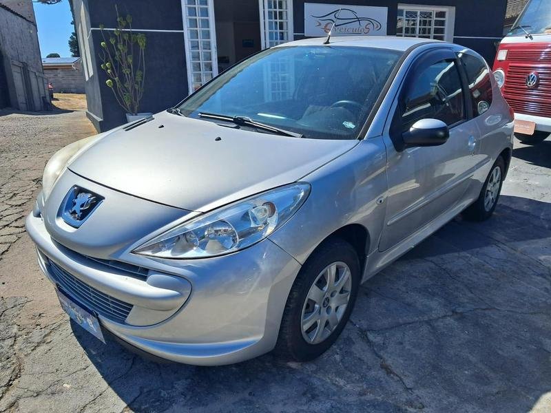 imagem de XR 1.4 Flex 8V 3p