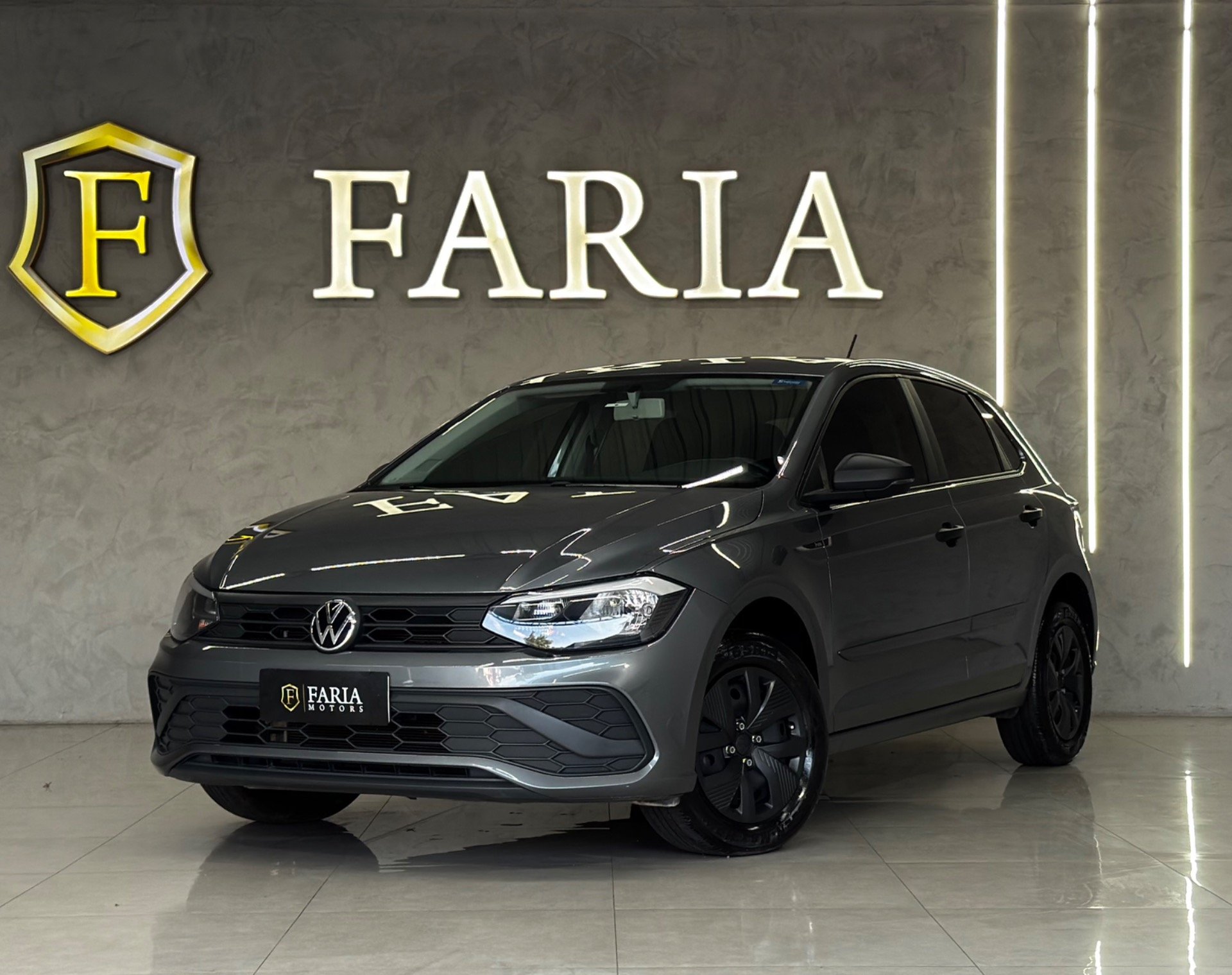 Volkswagen Polo Track 1.0 Flex 12V 5p na cor Cinza em Curitiba / PR - 814635