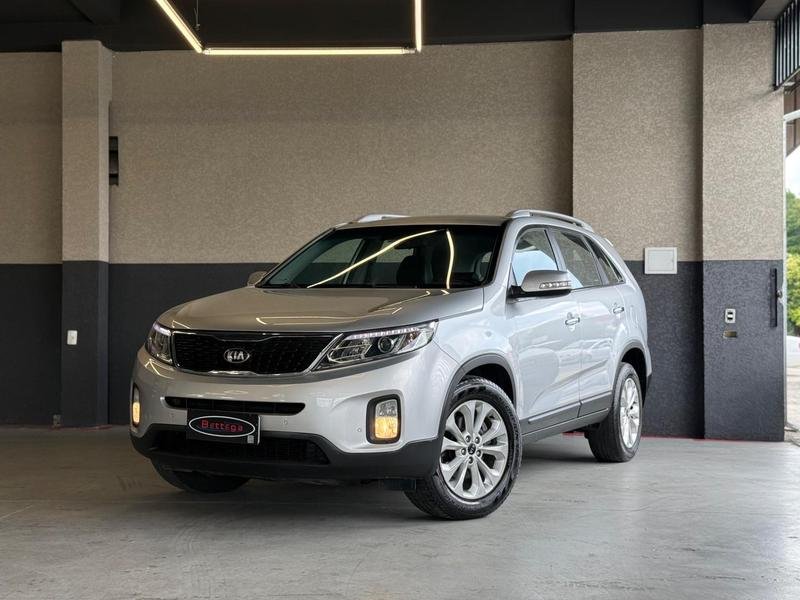 Kia Sorento 2.4 16V 4x2 Aut. na cor Prata em Curitiba / PR - 814648