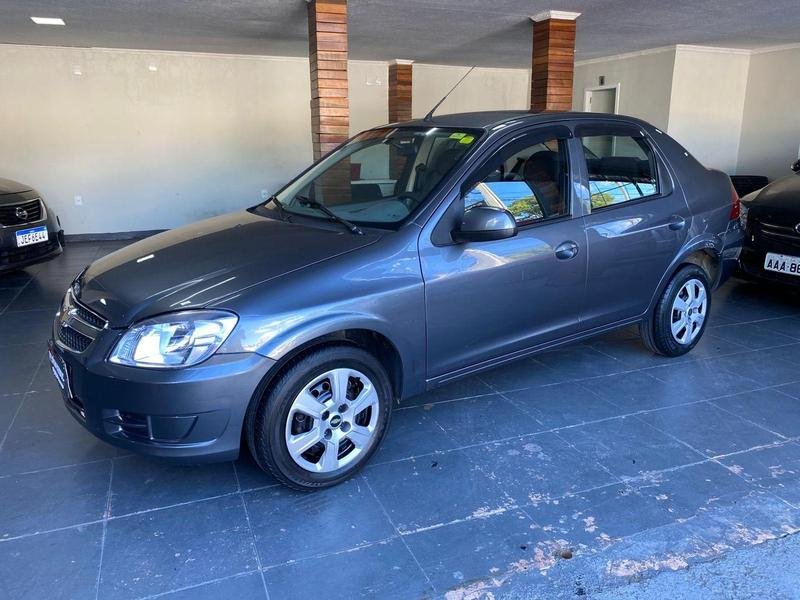 Chevrolet Prisma Sed. Maxx/ LT 1.4 8V ECONOF. 4p na cor Cinza em Curitiba / PR - 817676