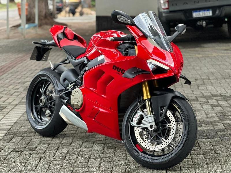 DUCATI PANIGALE V4 S  na cor Vermelho em Maringá / PR - 818579