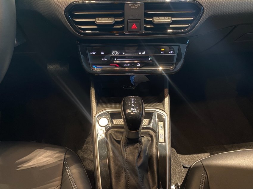 Volkswagen Tera High 1.0 170 TSI Flex 12V 5p Aut na cor Cinza em Curitiba / PR - 818692