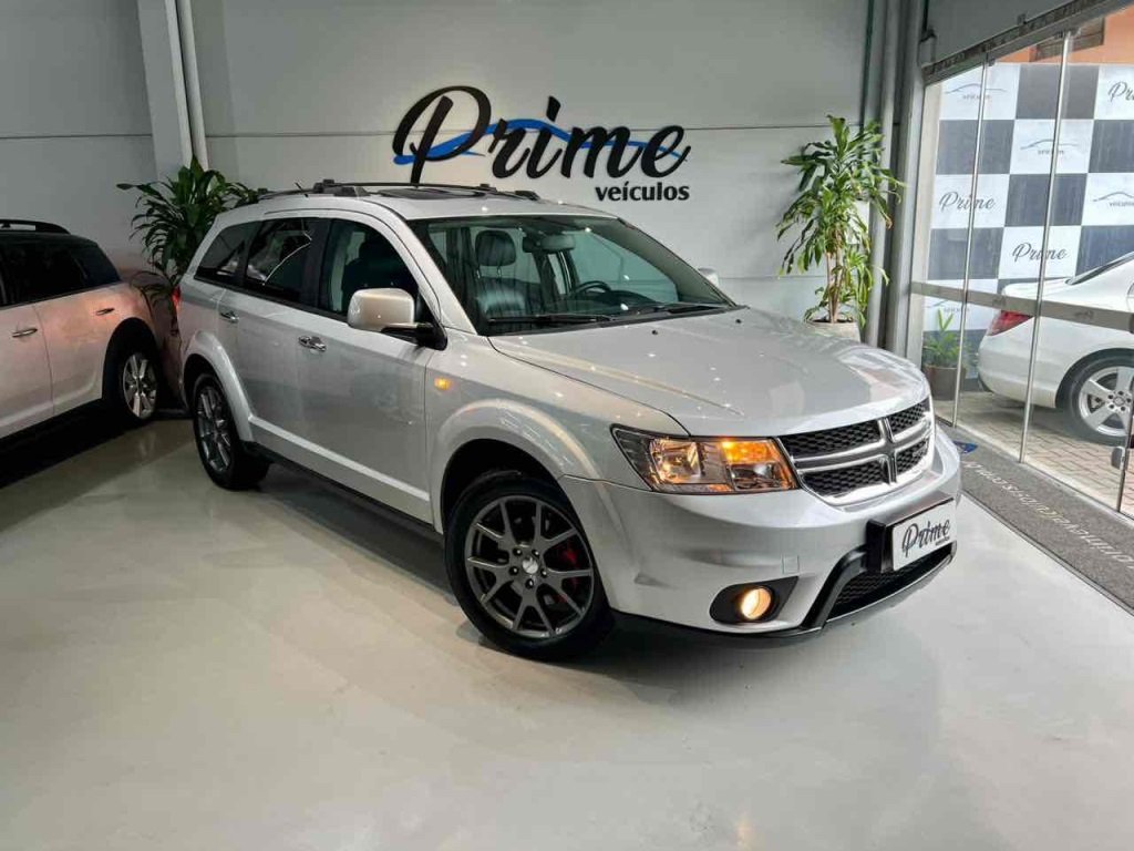 Dodge Journey RT 3.6 V6 Aut. na cor Prata no Estância Velha / RS - 818857