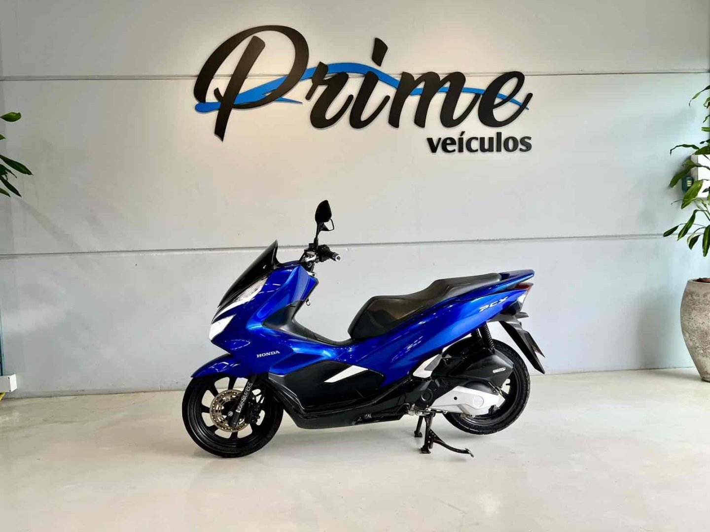 Honda PCX 160 DLX  na cor Azul no Estância Velha / RS - 818880