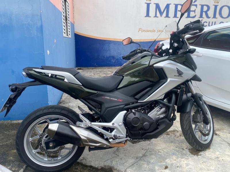 Honda NC 700 X/ 700X ABS  na cor Verde em São José dos Pinhais / PR - 818995
