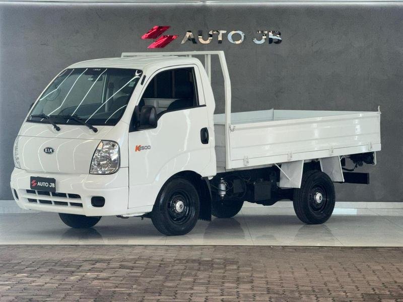 Kia Bongo K-2500 2.5 4x2 TB Diesel na cor Branco no Cachoeirinha / RS - 819320