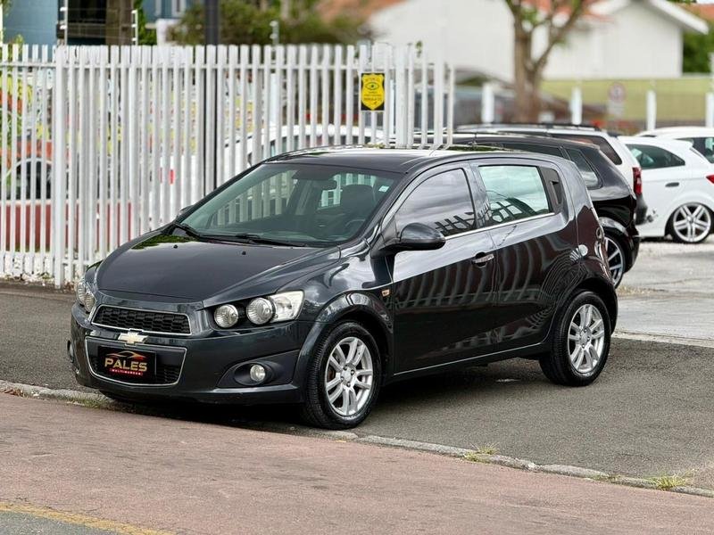 Chevrolet Sonic HB LTZ 1.6 16V FlexPower 5p Aut. na cor Cinza em Curitiba / PR - 819362