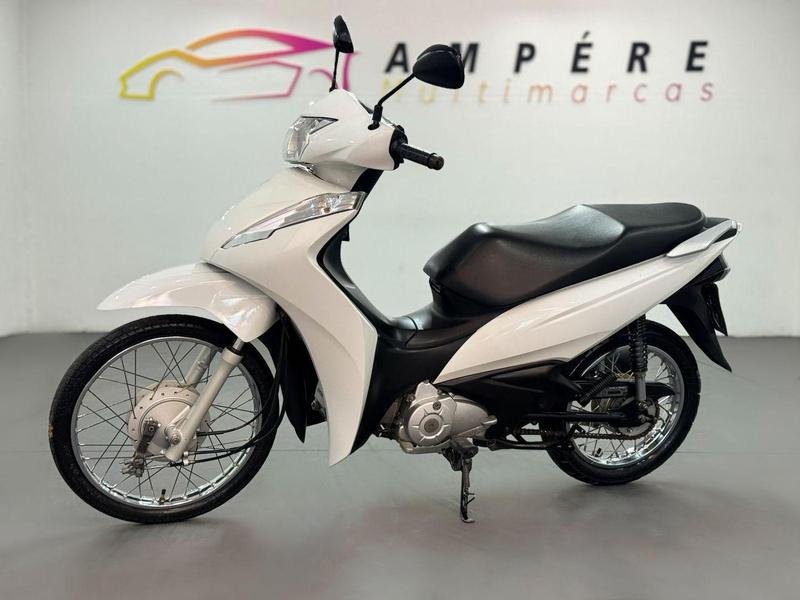 Honda BIZ 110i  na cor Branco em Curitiba / PR - 819860