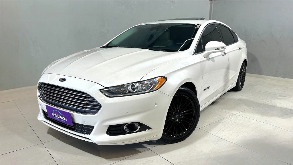 imagem de Titanium 2.0 145cv Aut. (Híbrido)