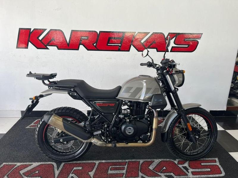 Royal Enfield Scram 411 EFI  na cor Cinza em Curitiba / PR - 820562