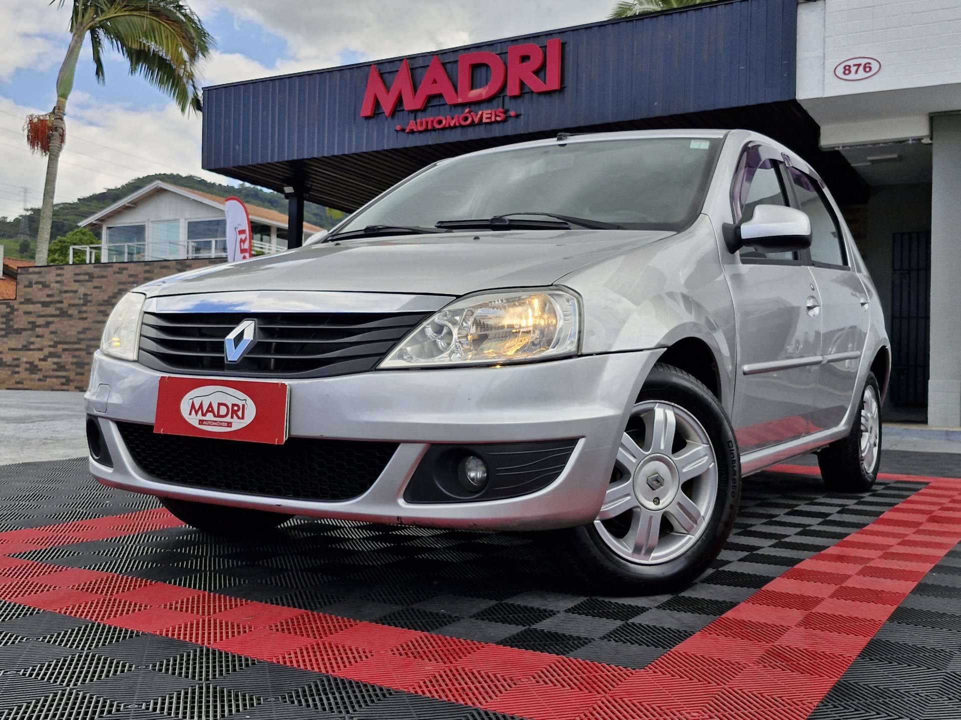 imagem de Expression Hi-Flex 1.6 8V 4p