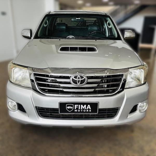 Toyota Hilux CD SRV D4-D 4x4 3.0 TDI Diesel Aut na cor Prata em Maringá / PR - 823