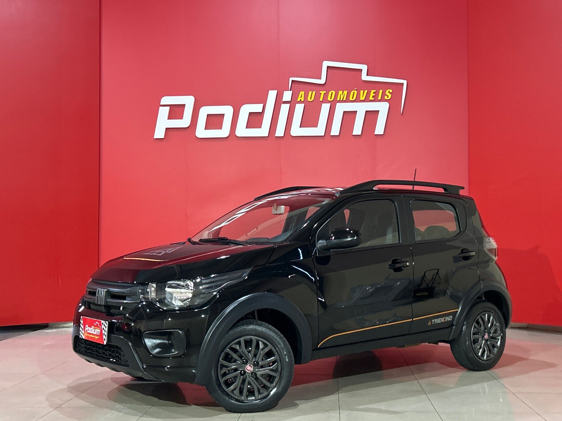 Fiat MOBI TREKKING 1.0 Flex 5p. na cor Preto em Ponta Grossa / PR - 824658