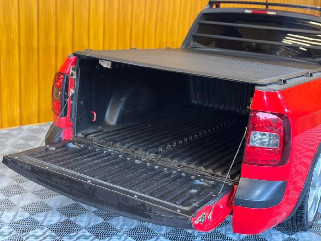 Volkswagen Saveiro SURF 1.6 Mi Total Flex 2p na cor Vermelho em Joinville / SC - 825523