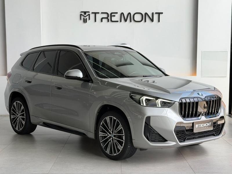 BMW X1 SDRIVE 20i M Sport 2.0 TB Aut. na cor Prata em Curitiba / PR - 826738