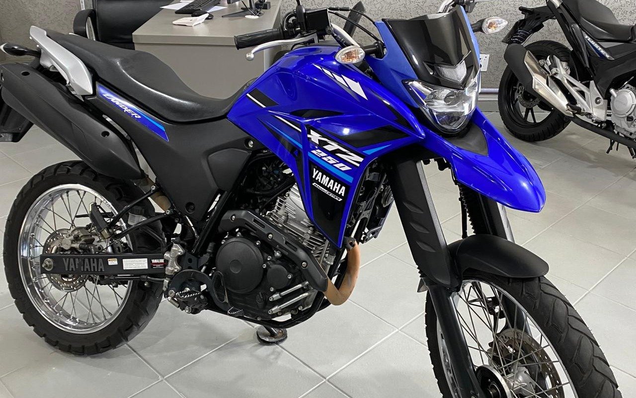 YAMAHA XTZ 250 LANDER 249cc/LANDER BLUEFLEX/ABS  na cor Azul em Curitiba / PR - 829811