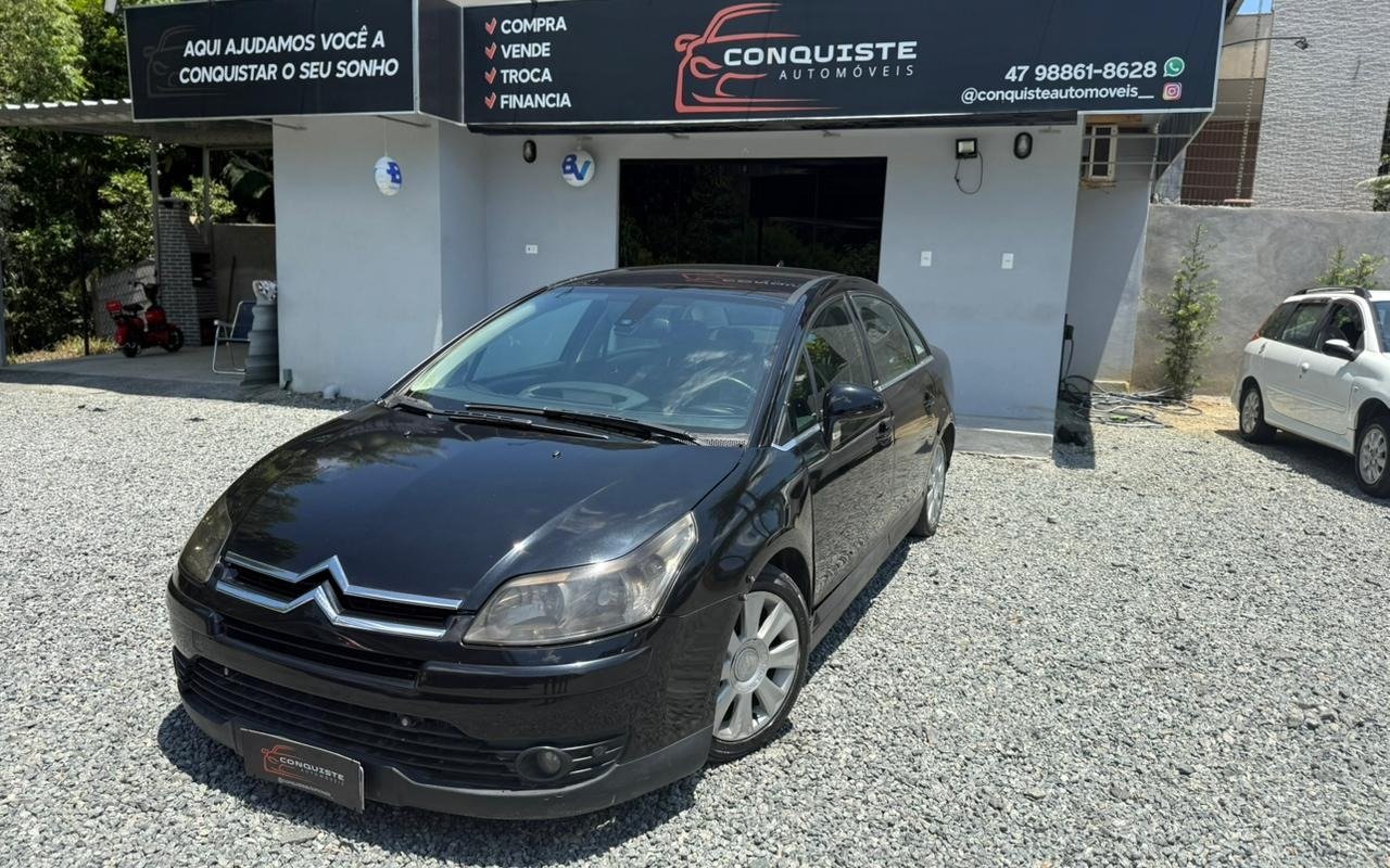 Citroën C4 PALLAS Exclusive 2.0/2.0 Flex 16V Mec na cor Preto em Joinville / SC - 835625