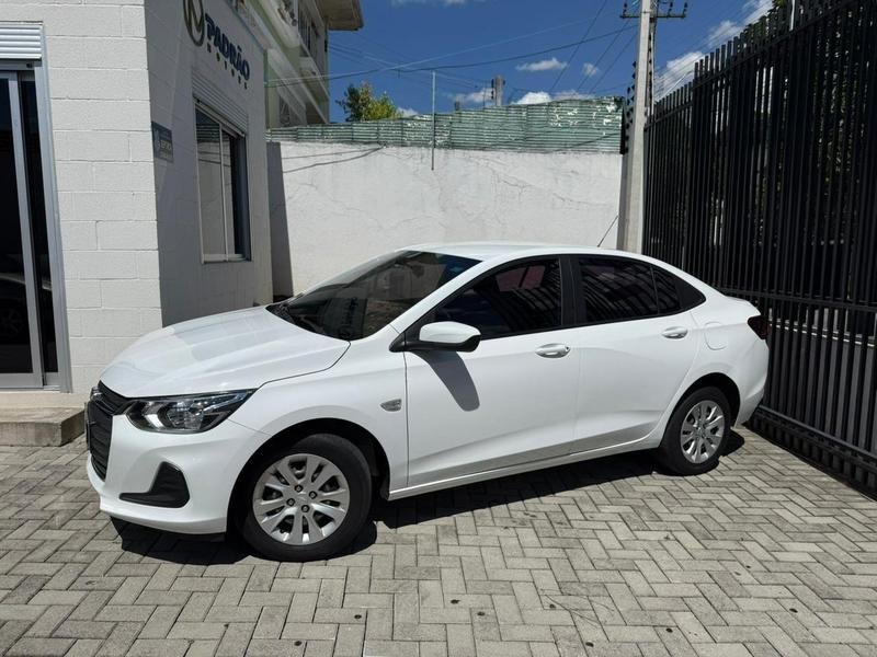 imagem de SEDAN Plus 1.0 12V Mec.