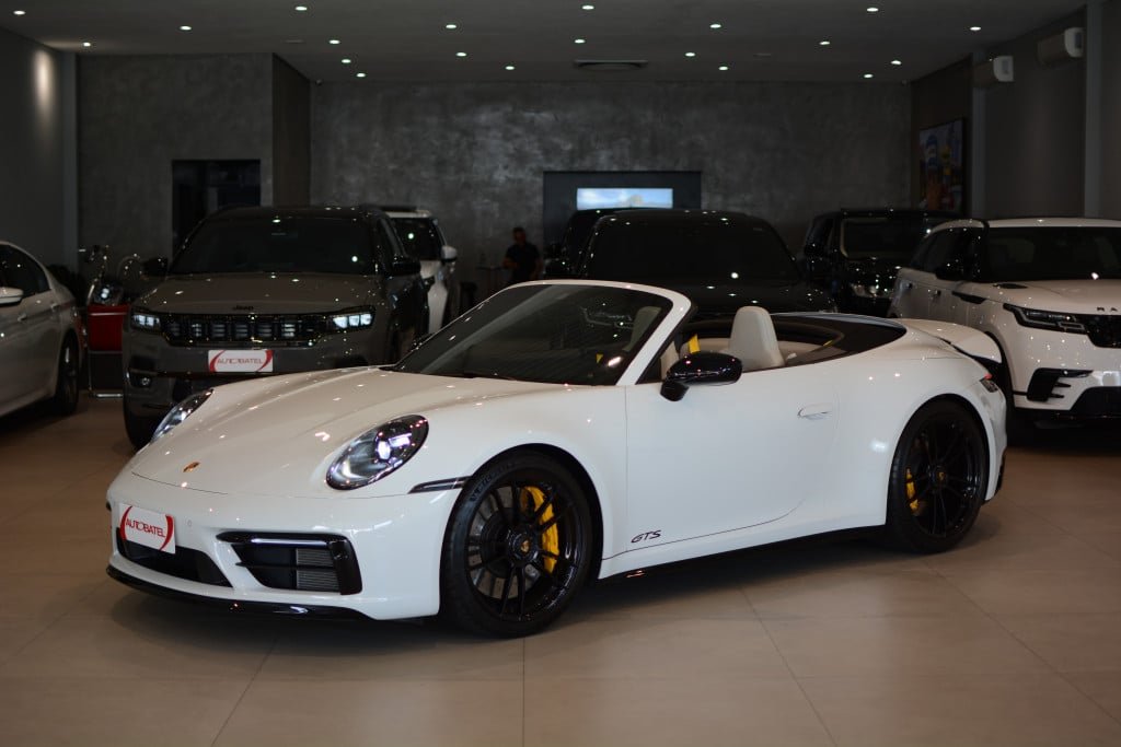 Porsche 911 Carrera GTS Cabriolet 3.0 (992) na cor Branco em Curitiba / PR - 836211