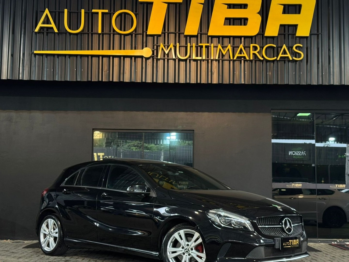 Mercedes-Benz A-200 Style 1.6 TB 16V 156cv Aut. na cor Preto em Joinville / SC - 836467
