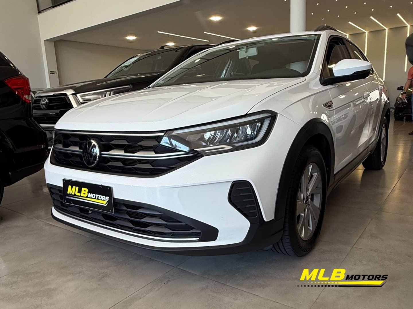 Volkswagen Nivus Comfortline 1.0 200 TSI Flex Aut. na cor Branco em Campinas / SP - 836763