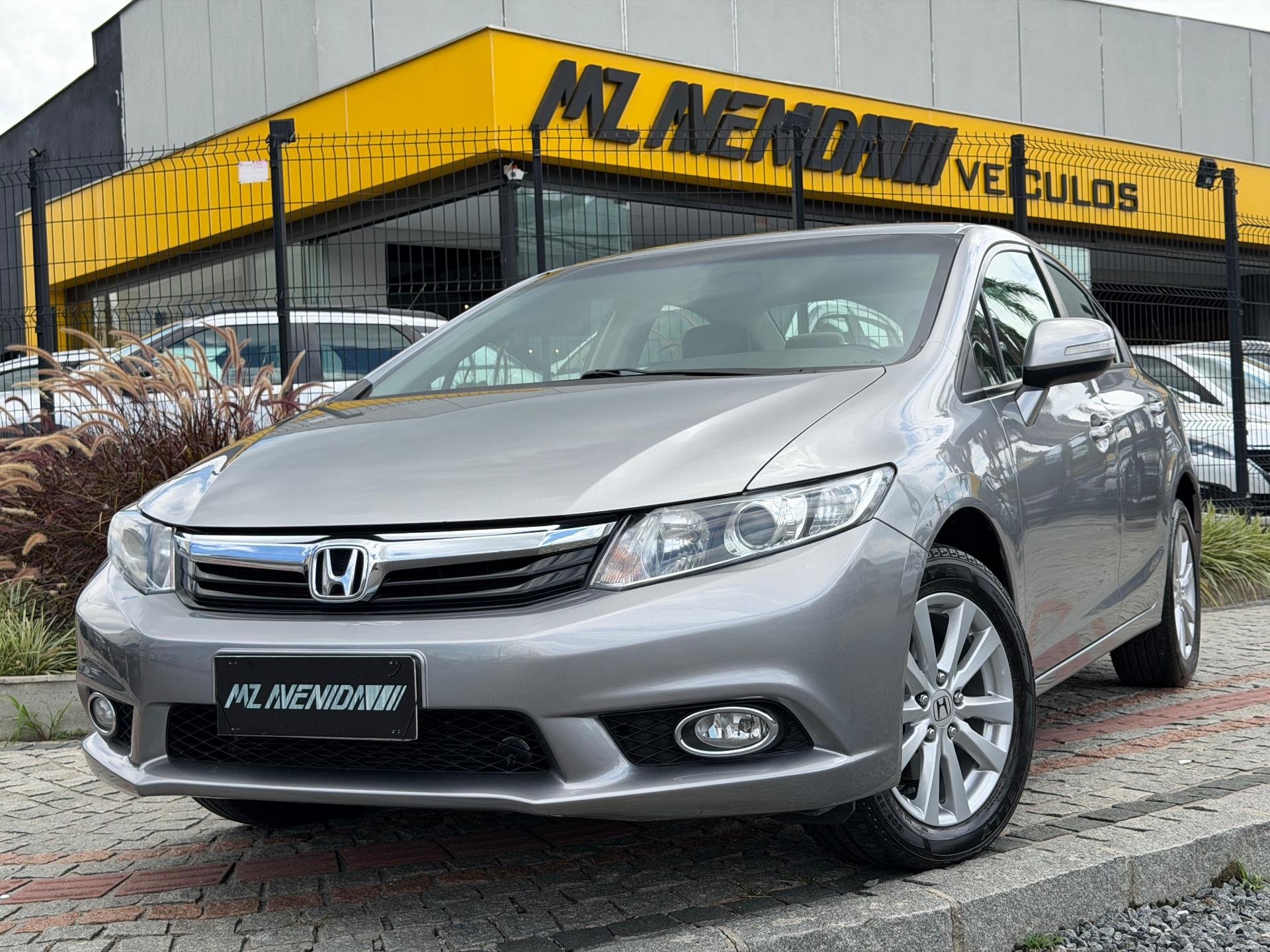 imagem de Sedan LXR 2.0 Flexone 16V Aut. 4p