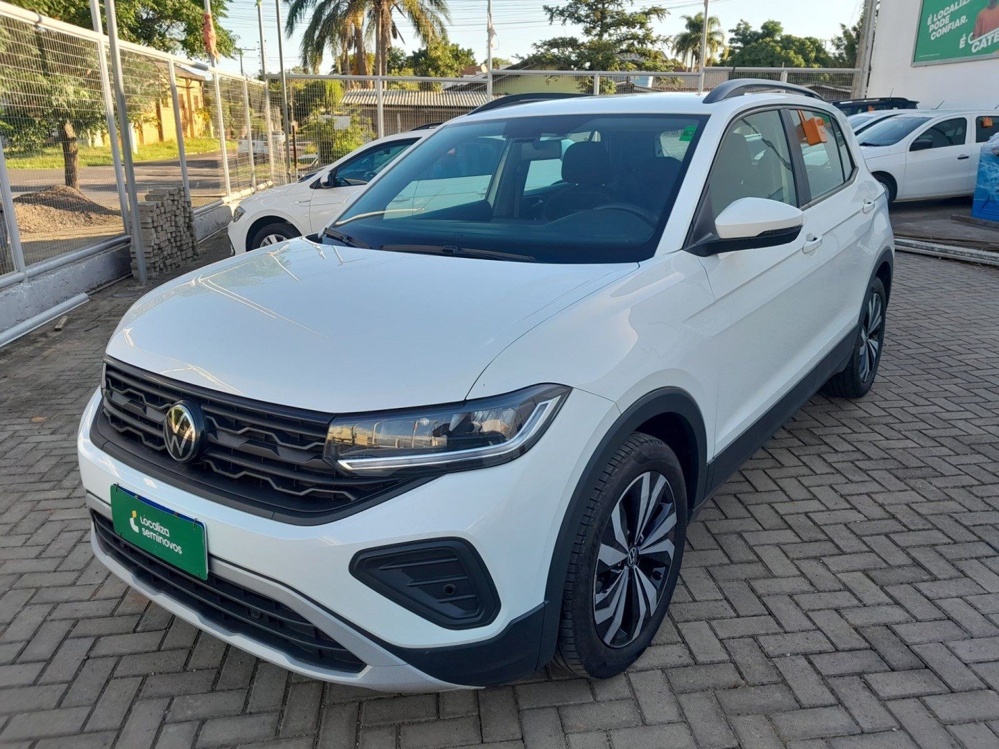 imagem de 200 TSI 1.0 Flex 12V 5p Aut.