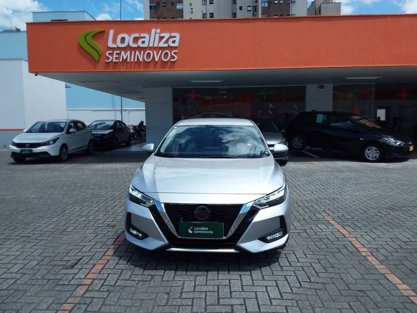 Nissan Sentra Advance 2.0 16V Aut. na cor Prata em Criciúma / SC - 840236