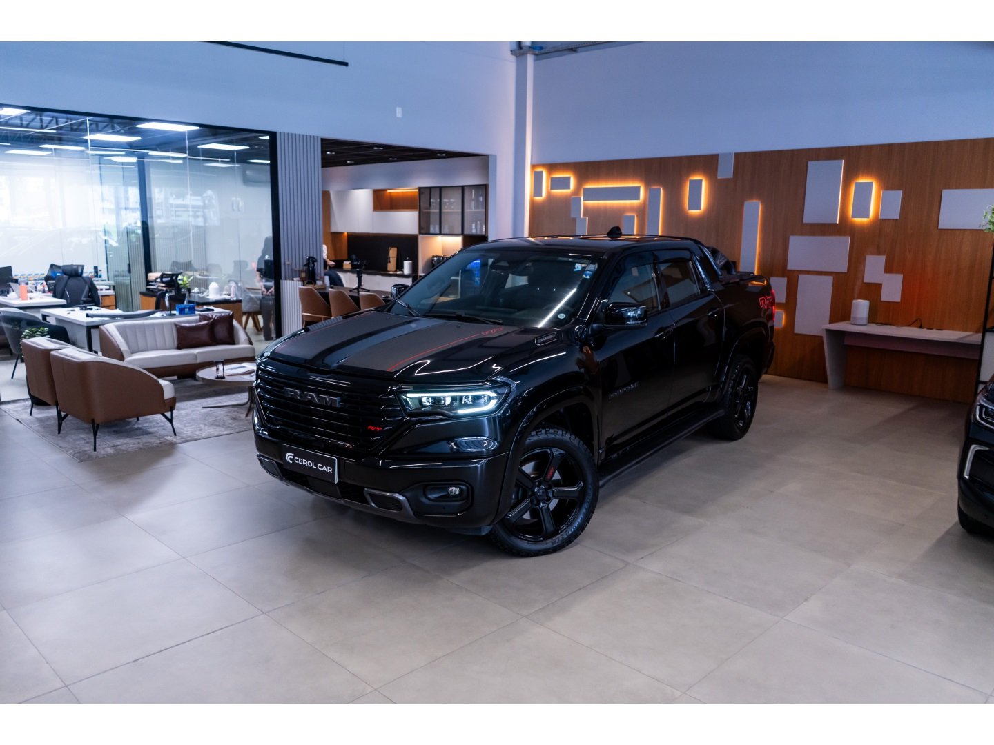 imagem de R/T HURRIC. 4 2.0 TB CD 4X4 Aut.