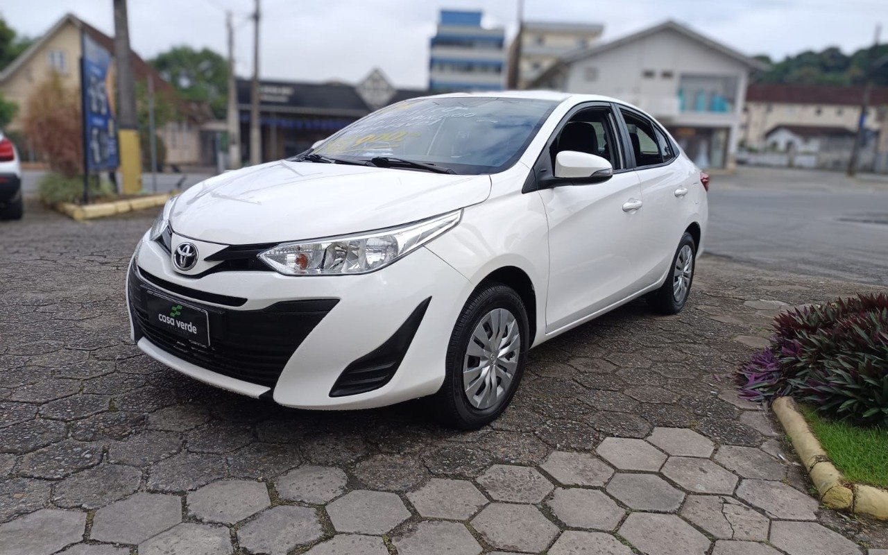 imagem de XL Sedan 1.5 Flex 16V 4p Aut.