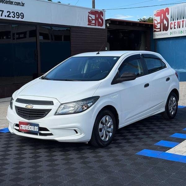 Chevrolet ONIX HATCH Joy 1.0 8V Flex 5p Mec. na cor Branco em Tijucas / SC - 842548