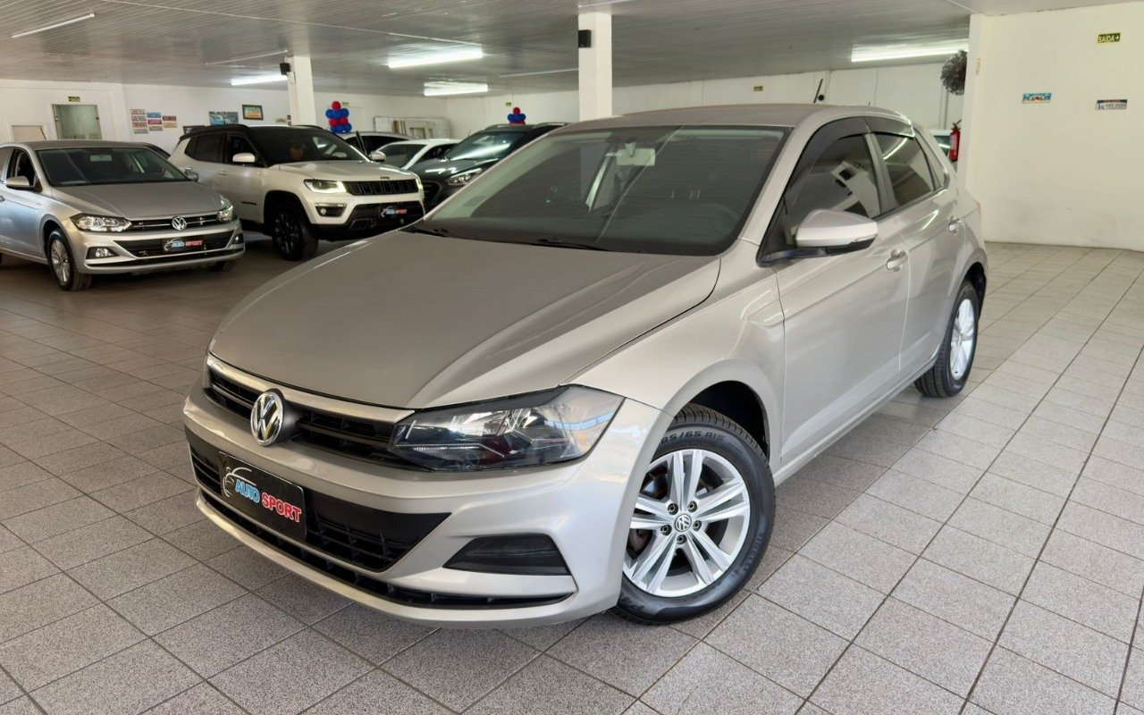 Volkswagen Polo 1.0 Flex 12V 5p na cor Bege no Novo Hamburgo / RS - 842561