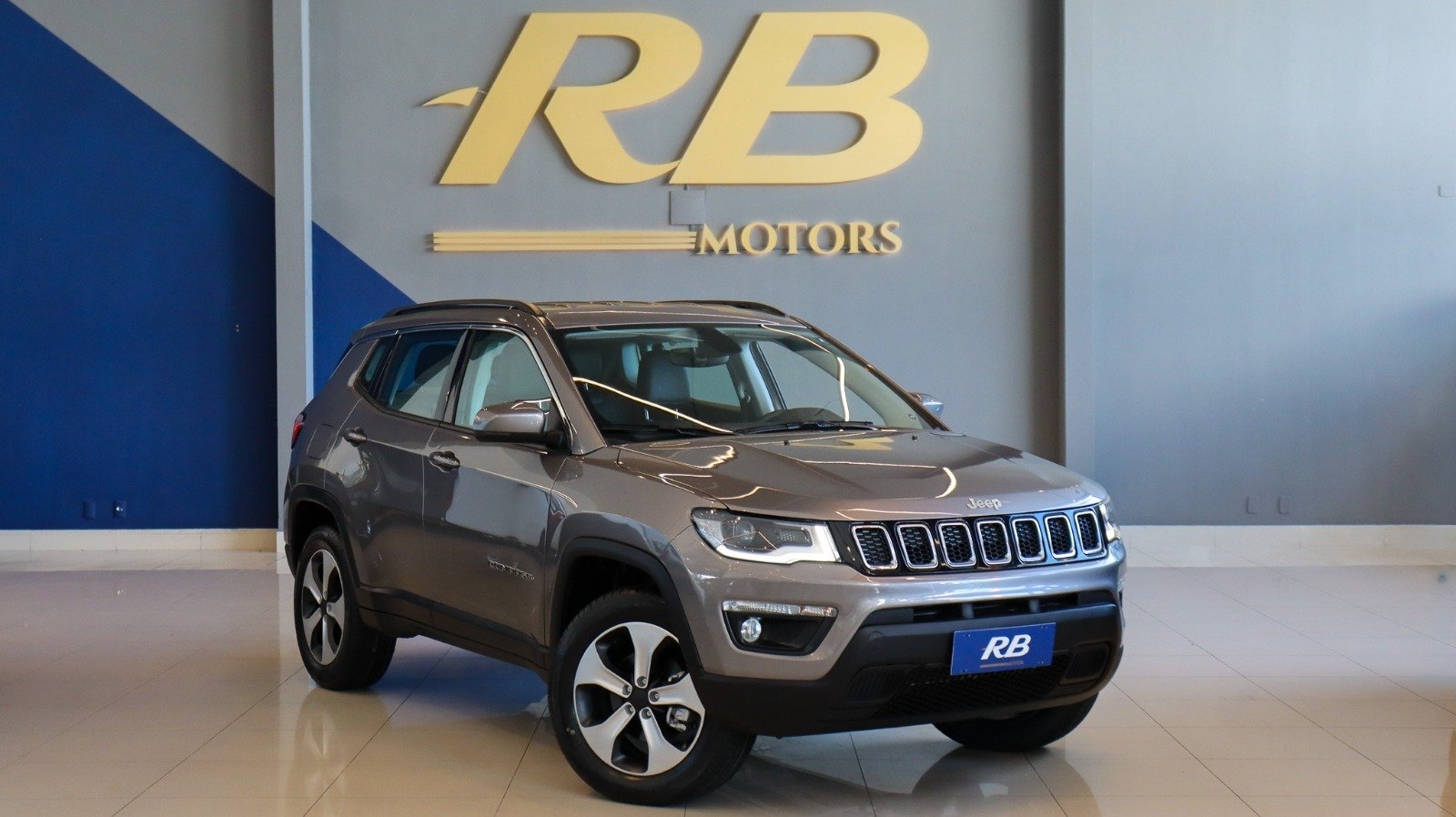 imagem de LONGITUDE 2.0 4x4 Dies. 16V Aut.