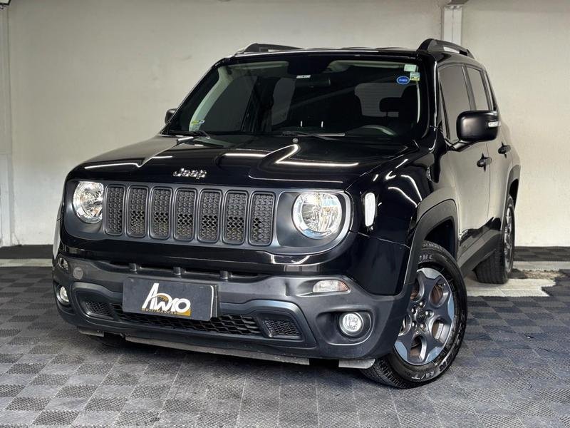 Jeep Renegade 1.8 4x2 Flex 16V Aut. na cor Preto em Curitiba / PR - 844689