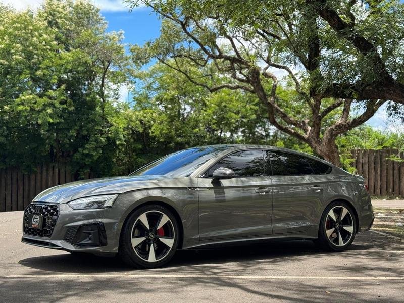 Audi A5 Sportback S-Line 2.0 TFSI S-tronic na cor Cinza em Londrina / PR - 844724