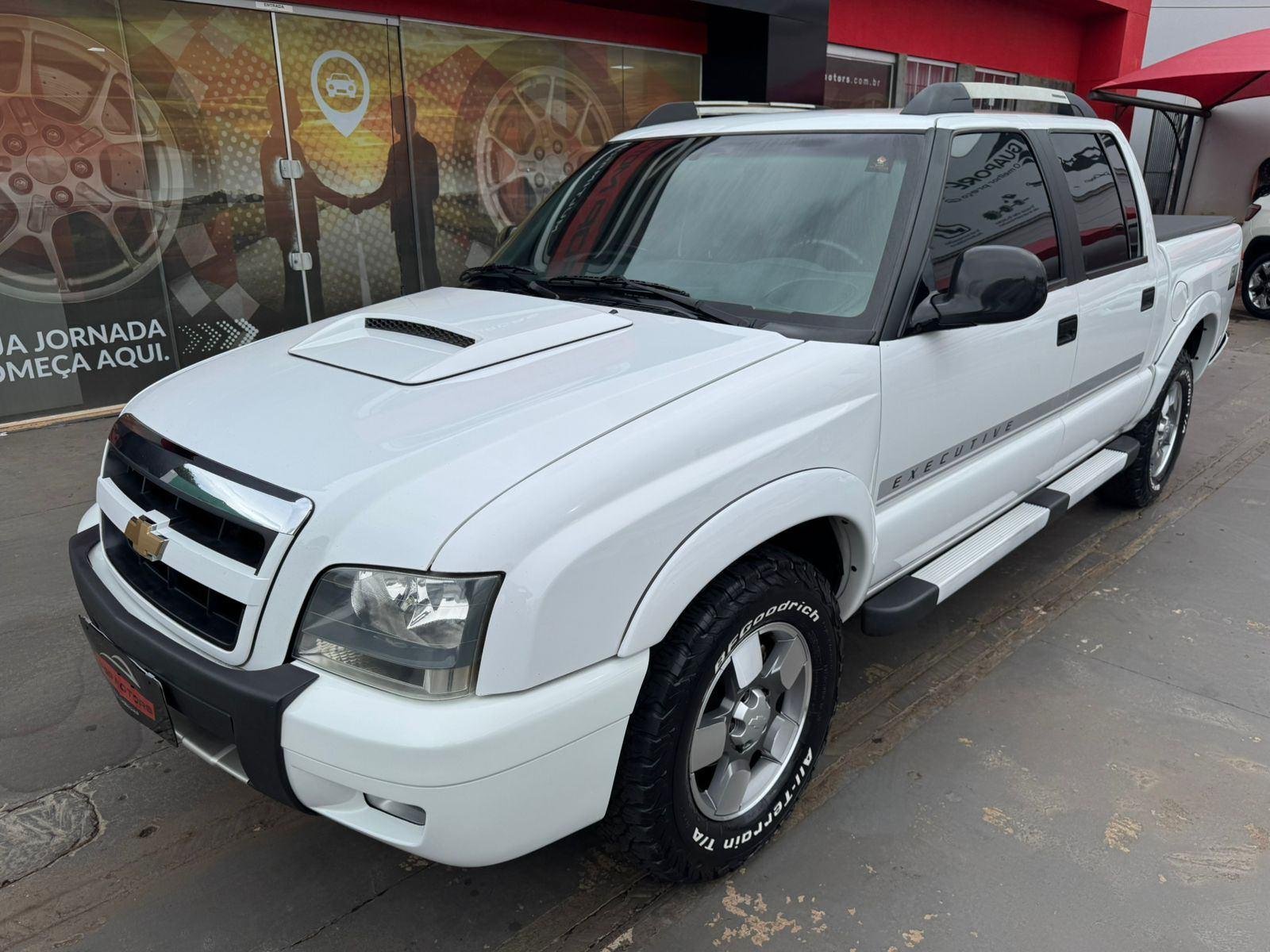 imagem de P-Up Executive 2.4 MPFI F.Power CD