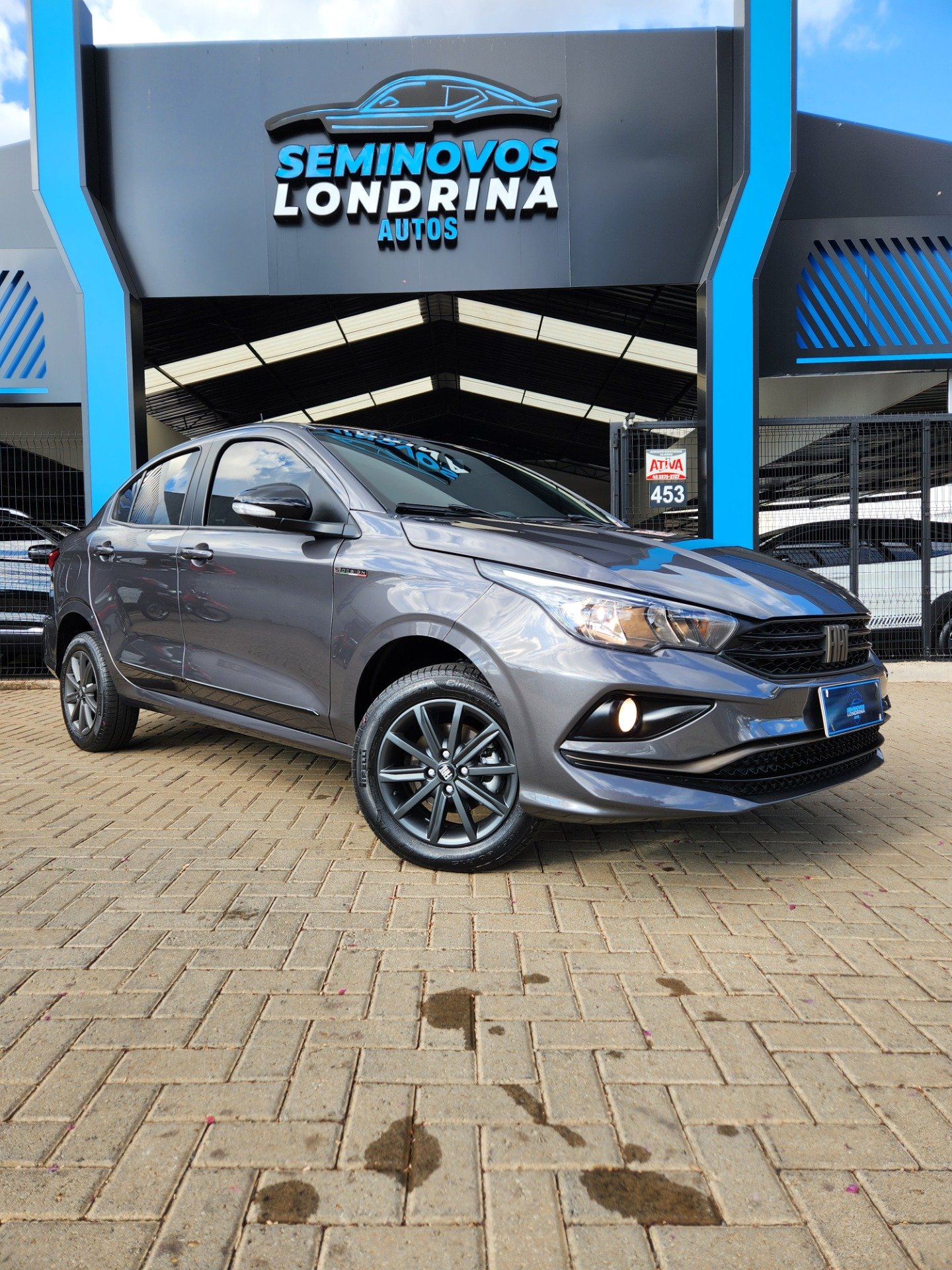 Fiat Cronos DRIVE 1.3 8V Flex Aut. na cor Cinza em Londrina / PR - 845718