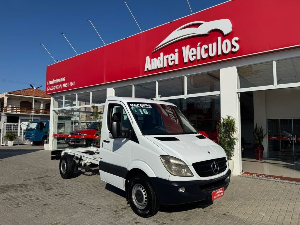 Mercedes-Benz Sprinter 311 Chassi 2.2 Diesel na cor Branco em Palhoça / SC - 845759