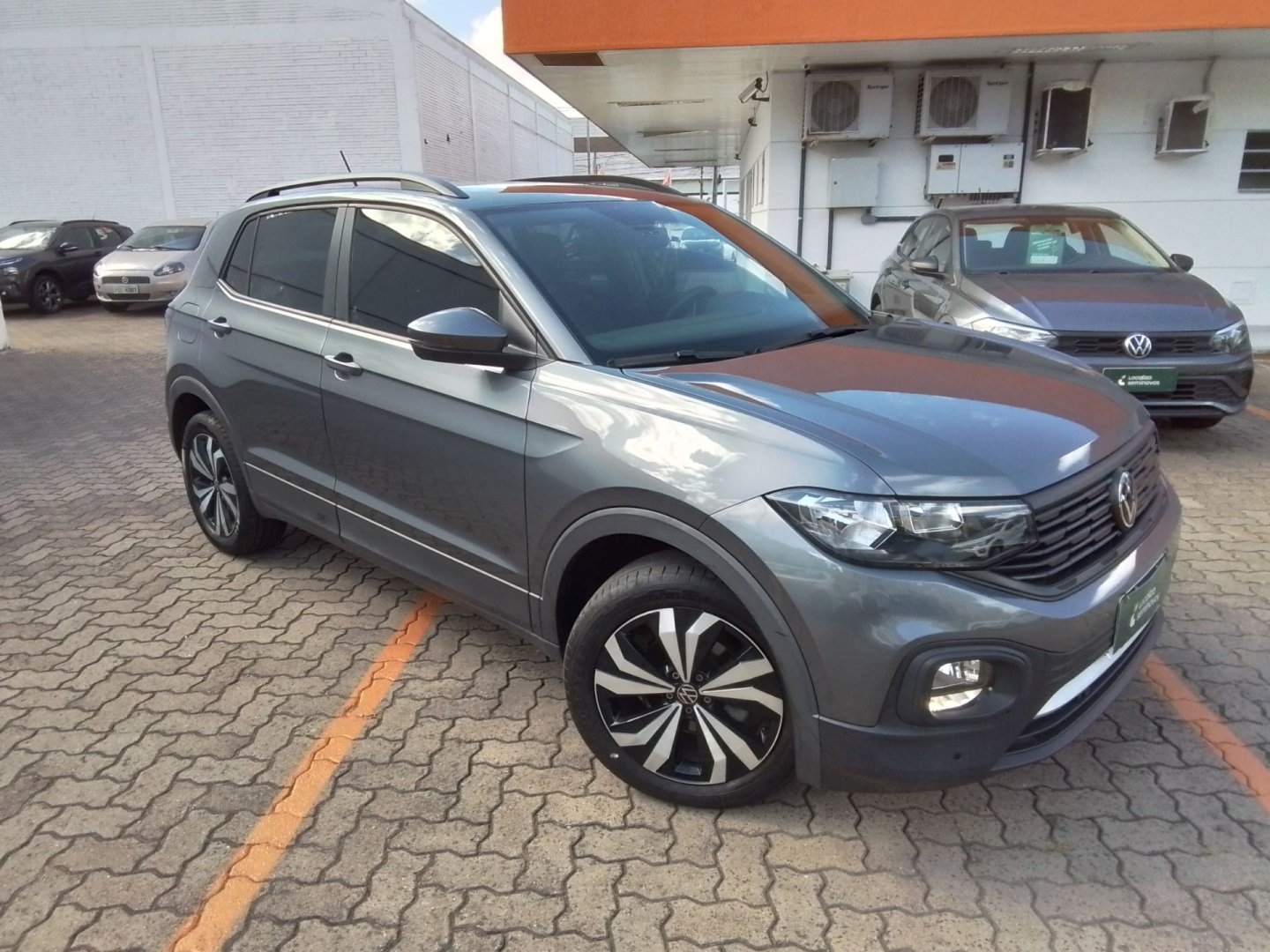 imagem de 200 TSI 1.0 Flex 12V 5p Aut.