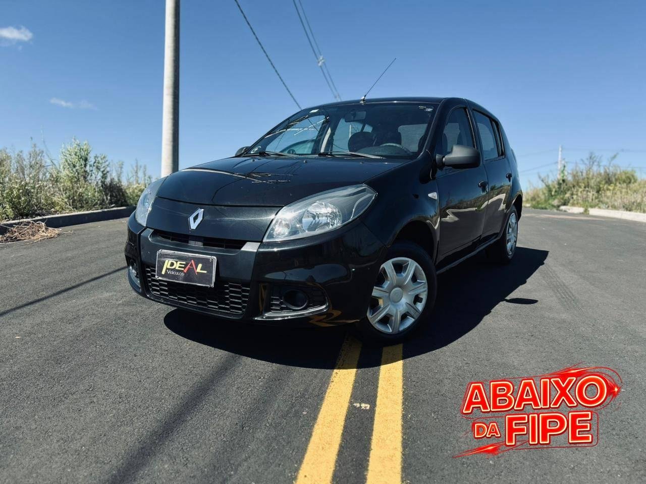 Renault Sandero Authentique Hi-Flex 1.0 16V 5p na cor Preto em Xanxerê / SC - 851606