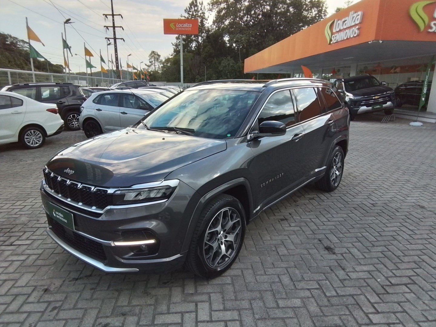 imagem de Overland T270 1.3 TB Flex Aut.