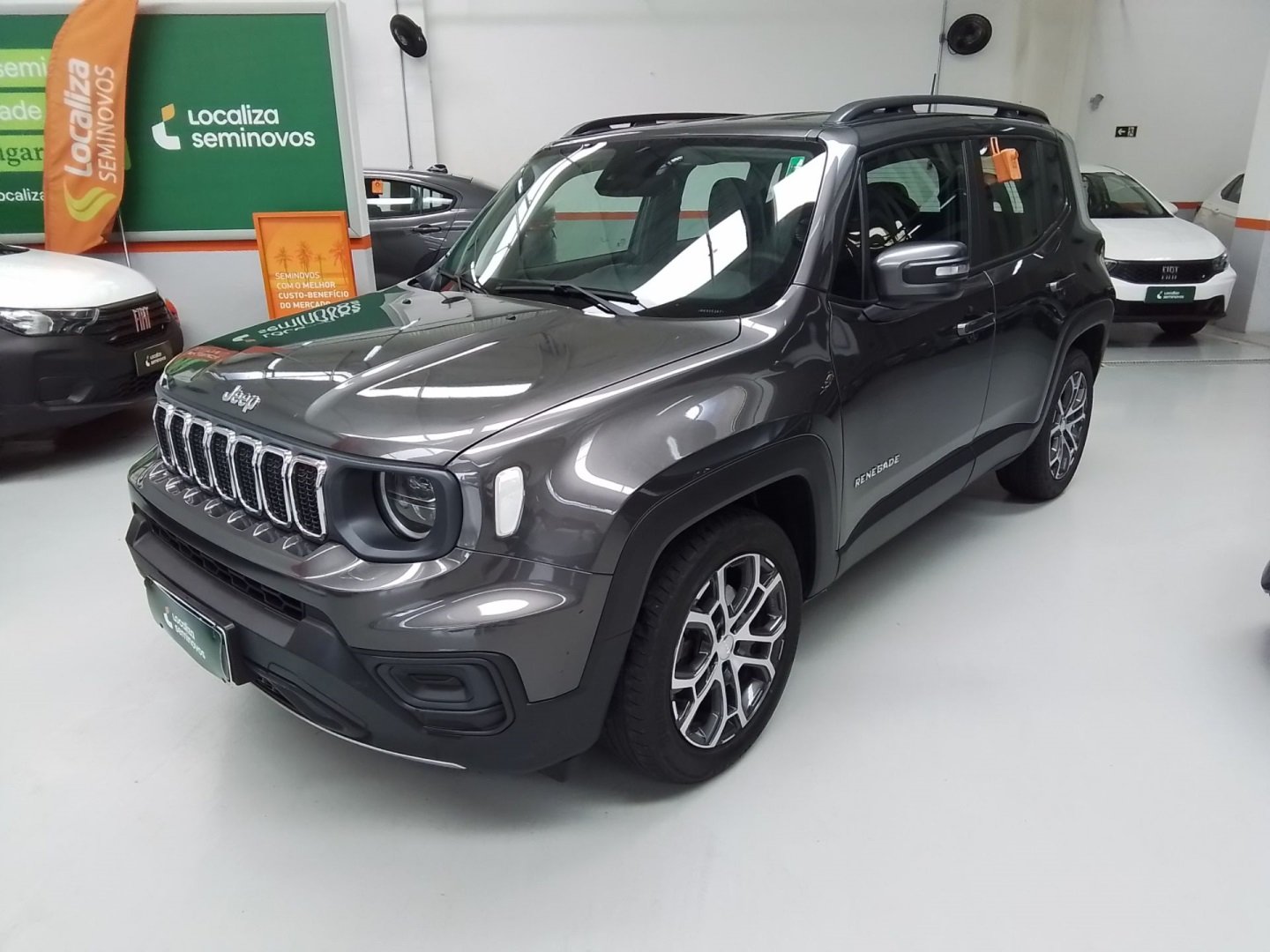 Jeep Renegade Long. T270 1.3 TB 4x2 Flex Aut. na cor Cinza no Porto Alegre / RS - 852133