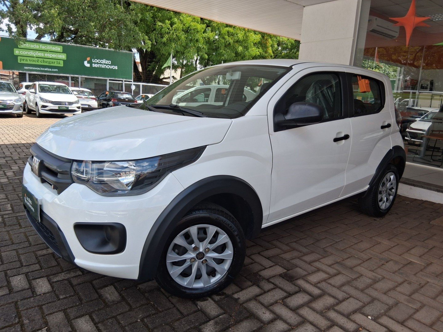 Fiat Mobi LIKE 1.0 Fire Flex 5p. na cor Branco em Cascavel / PR - 853605