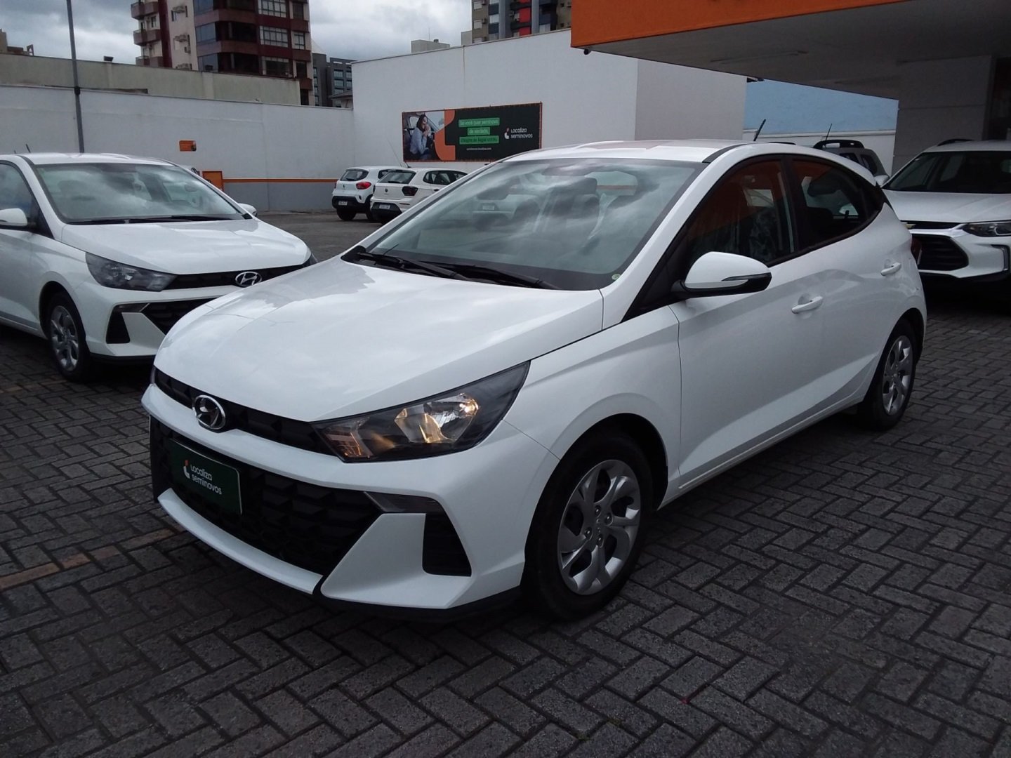 Hyundai HB20 Comf./C.Plus/C.Style 1.0 Flex 12V na cor Branco em Curitiba / PR - 857156
