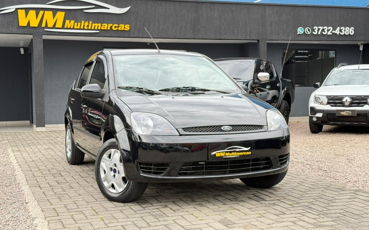 Ford Fiesta Sed. 1.6 8V Flex 4p na cor Preto em Pinhais / PR - 857592