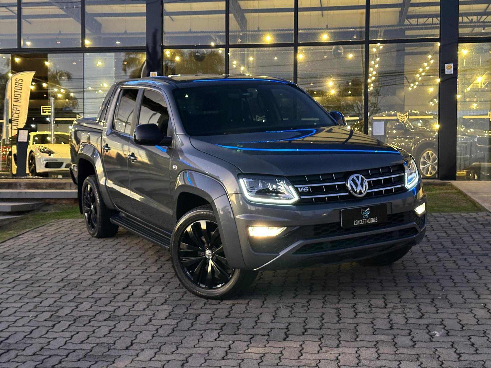 Volkswagen Amarok Extreme CD 3.0 4x4 TB Dies. Aut. na cor Cinza no Passo Fundo / RS - 857716
