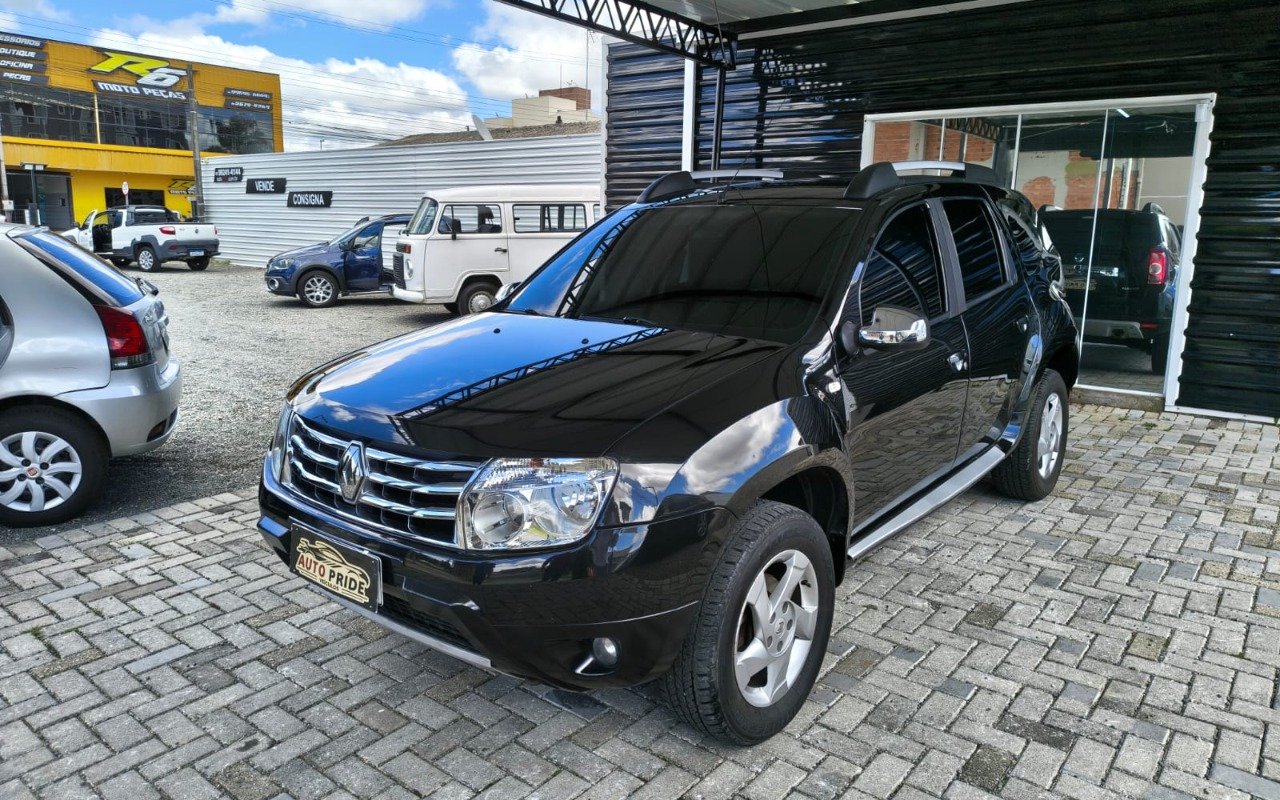 Renault DUSTER Dynamique 1.6 Flex 16V Mec. na cor Preto em Campina Grande do Sul / PR - 858193