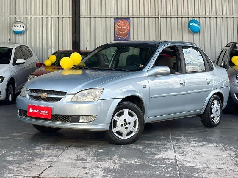 Chevrolet Classic Life/LS 1.0 VHC FlexP. 4p na cor Prata em São José dos Pinhais / PR - 859148